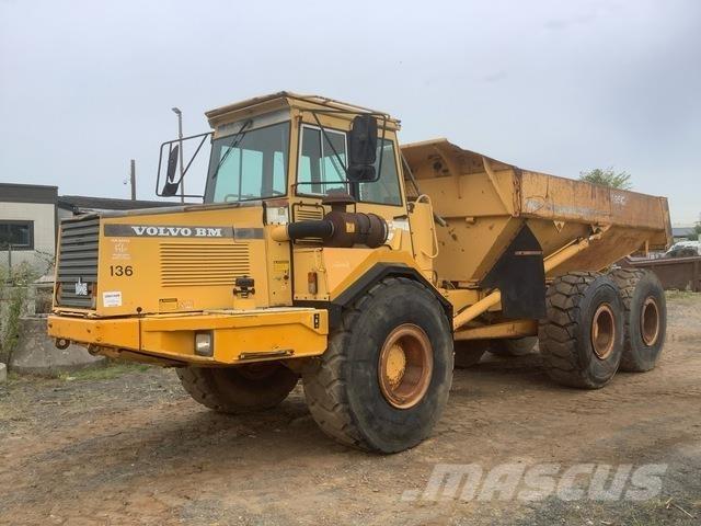Volvo A25C Zglobni damperi