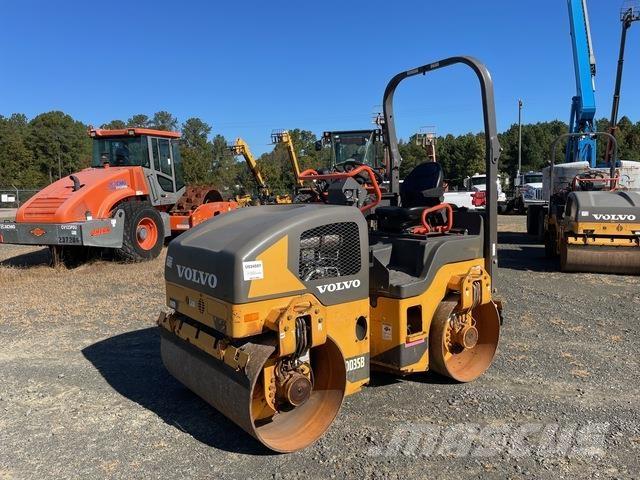 Volvo DD35B Valjci sa duplim bubnjem