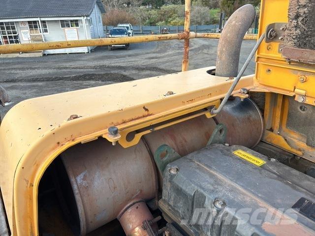 Volvo EC330CL Bageri guseničari