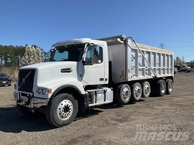 Volvo VHD Kiperi kamioni