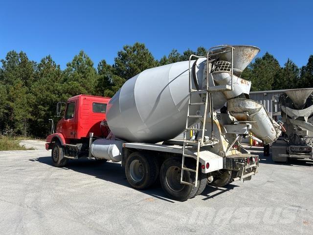 Volvo VHD64B Ostali kamioni