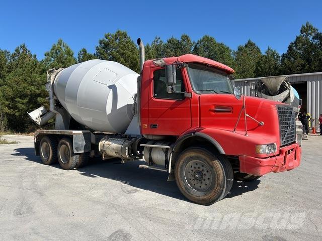 Volvo VHD64B Ostali kamioni