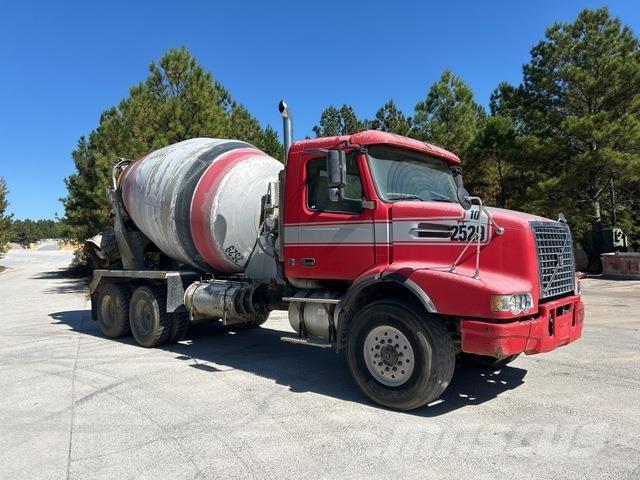 Volvo VHD64B Ostali kamioni