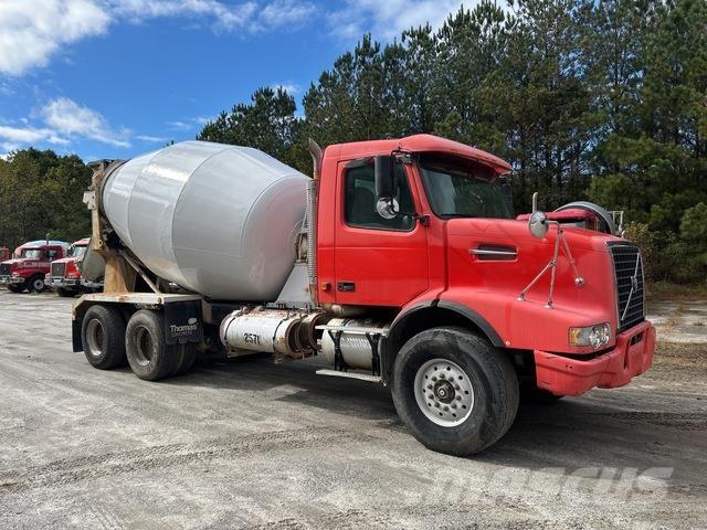 Volvo VHD64B Ostali kamioni