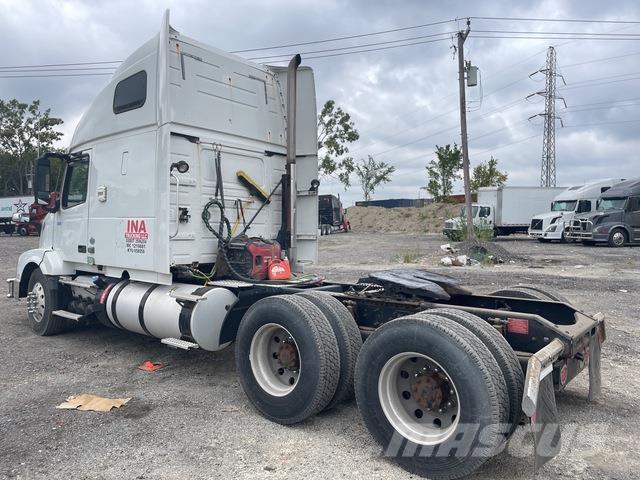 Volvo VLN670 Tegljači