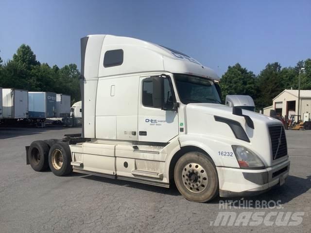 Volvo VNL Tegljači