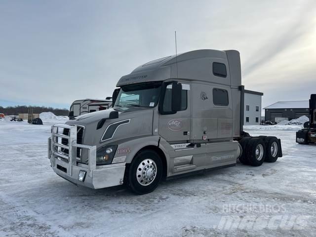Volvo VNL Tegljači