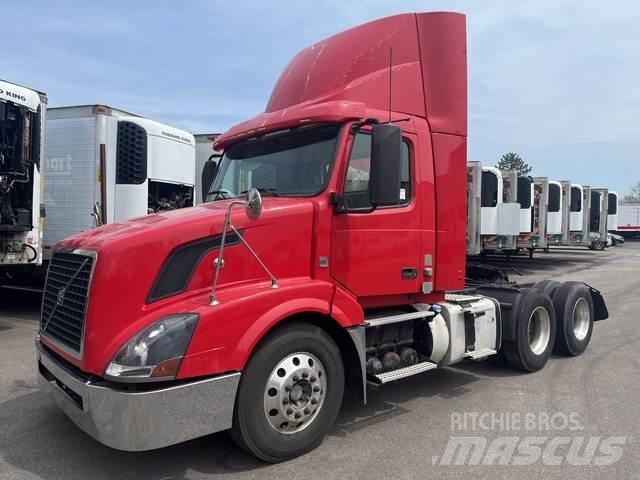 Volvo VNL Tegljači