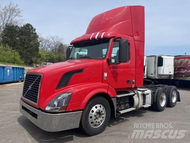 Volvo VNL Tegljači