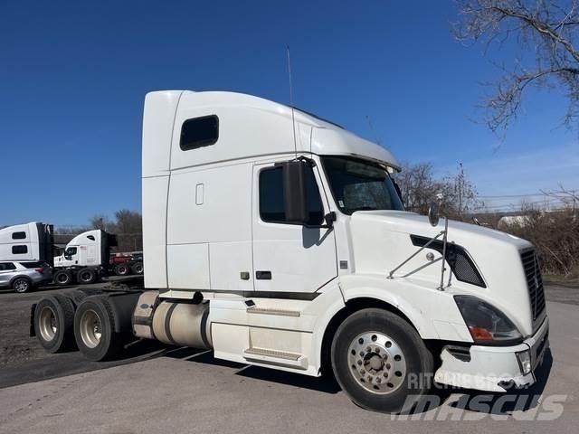 Volvo VNL Tegljači