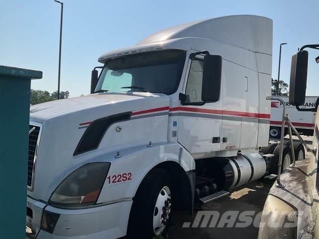 Volvo VNL Tegljači