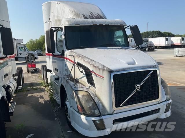 Volvo VNL Tegljači