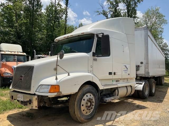 Volvo VNL Tegljači