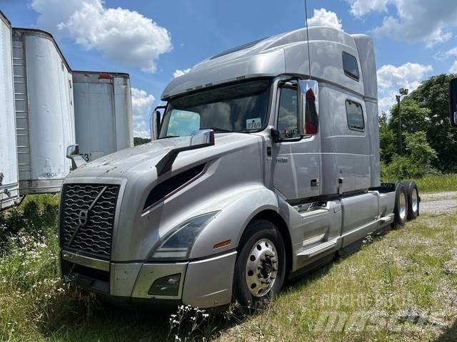 Volvo VNL Tegljači
