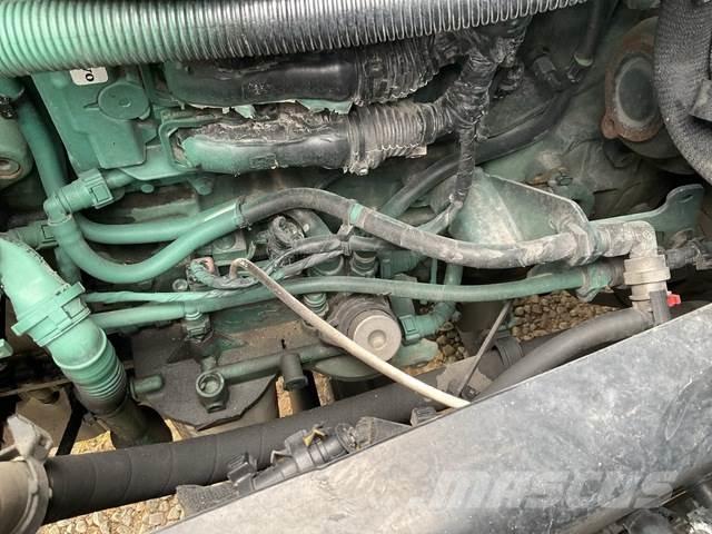 Volvo VNL Tegljači