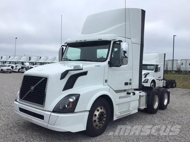 Volvo VNL Tegljači