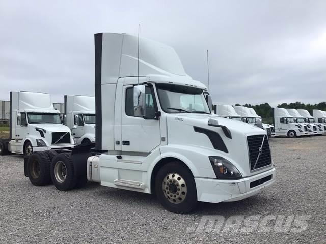 Volvo VNL Tegljači