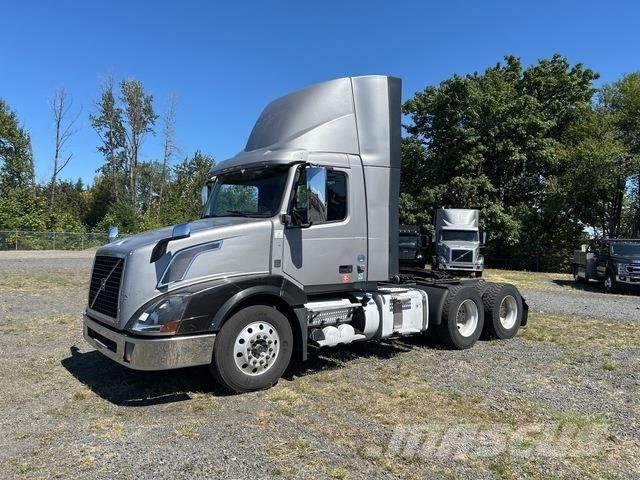 Volvo VNL Tegljači