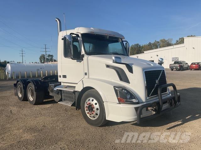 Volvo VNL Tegljači