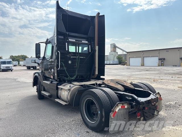 Volvo VNL Tegljači