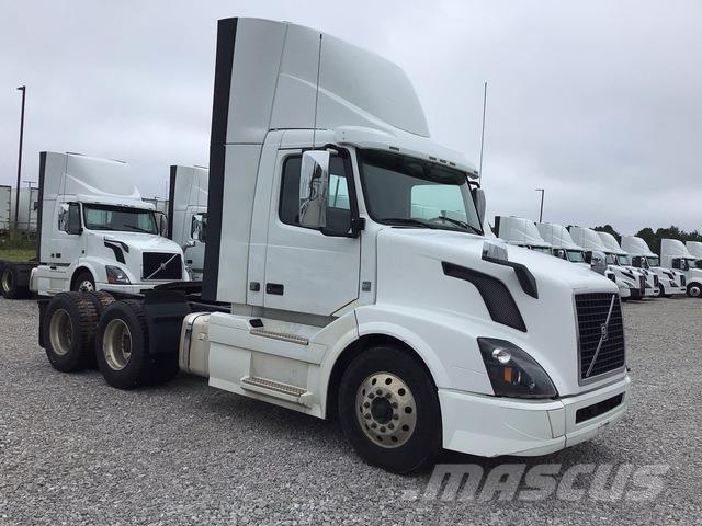 Volvo VNL Tegljači