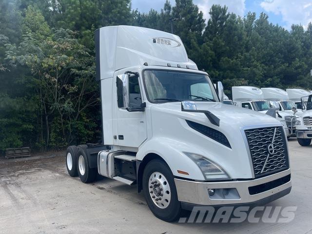 Volvo VNL300 Tegljači