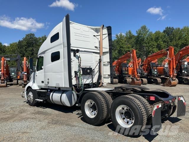 Volvo VNL760 Tegljači