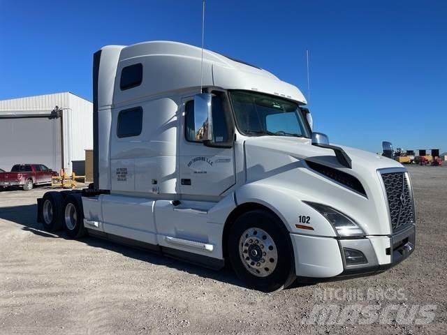 Volvo VNL860 Tegljači