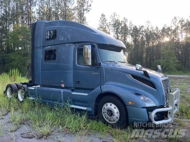 Volvo VNL860 Tegljači