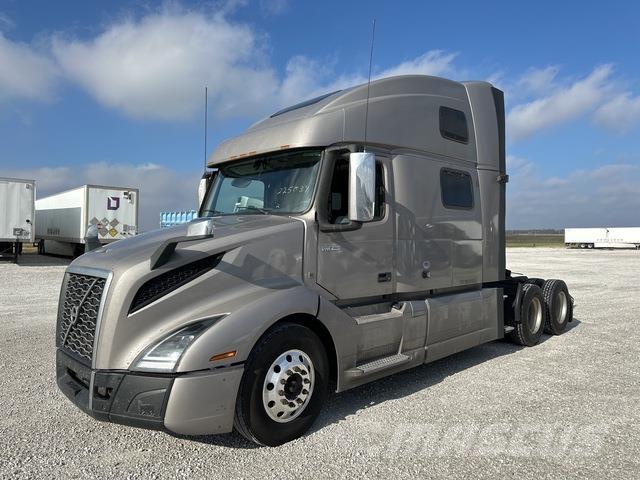 Volvo VNL860 Tegljači