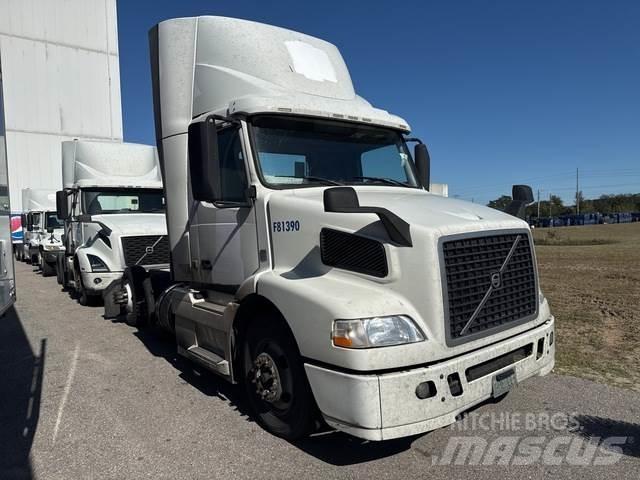 Volvo VNM Tegljači