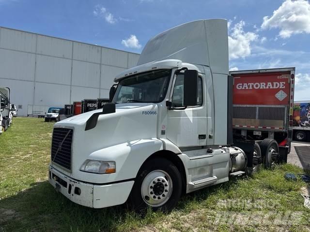 Volvo VNM Tegljači