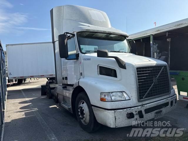Volvo VNM Tegljači