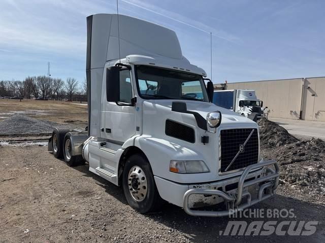 Volvo VNM Tegljači