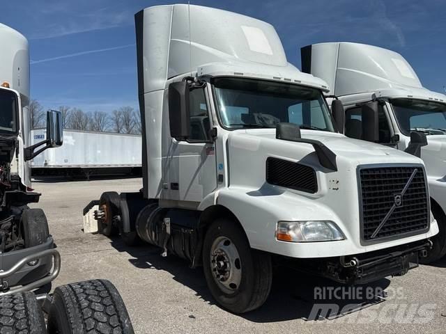 Volvo VNM Tegljači