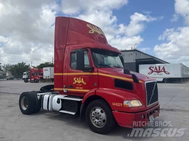 Volvo VNM Tegljači