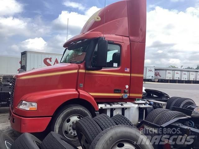 Volvo VNM Tegljači