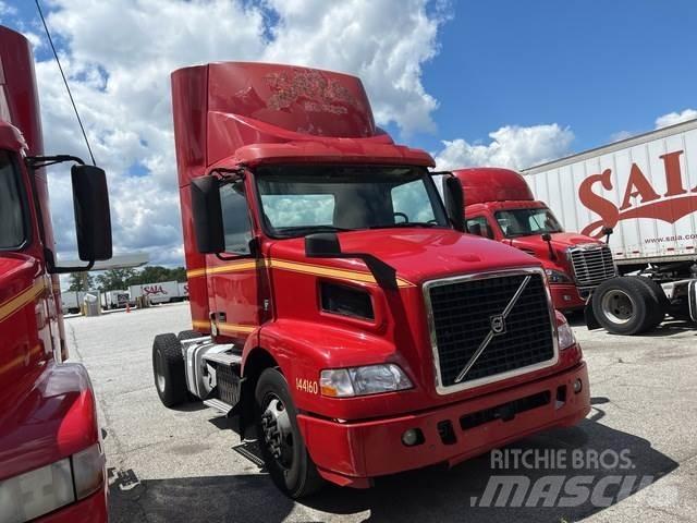 Volvo VNM Tegljači