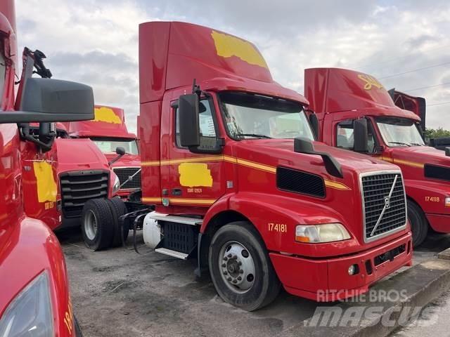 Volvo VNM Tegljači