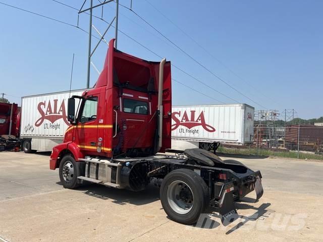 Volvo VNM Tegljači