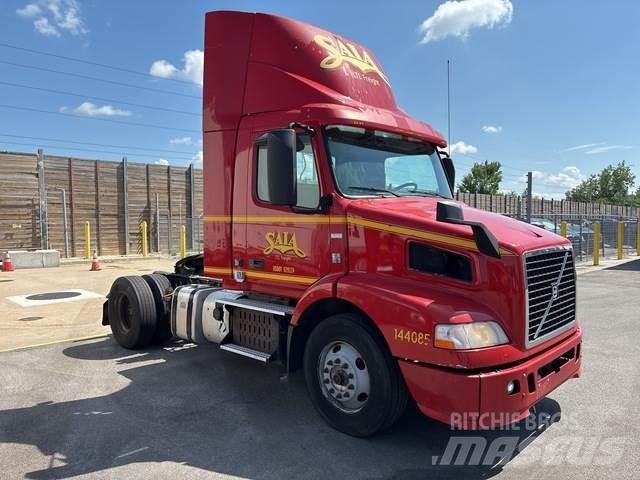 Volvo VNM Tegljači