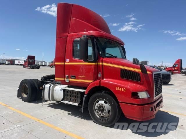 Volvo VNM Tegljači