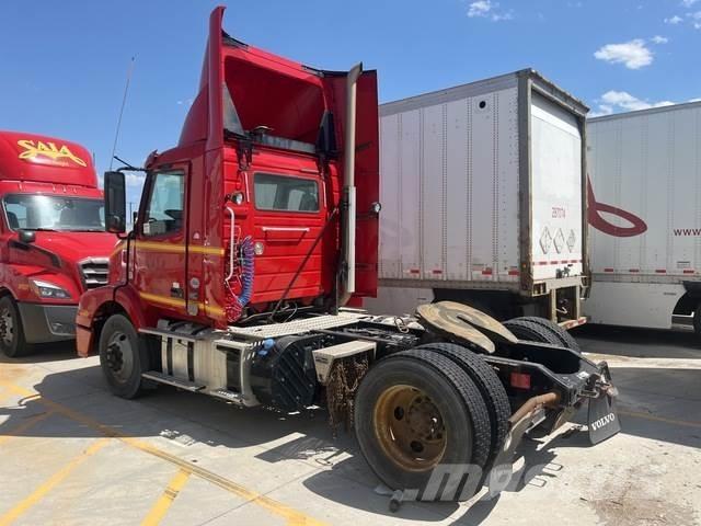 Volvo VNM Tegljači