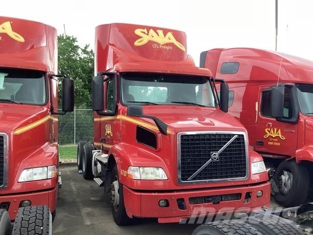 Volvo VNM64T Tegljači