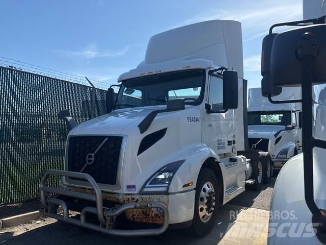 Volvo VNR Tegljači