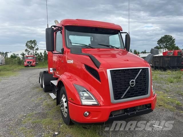 Volvo VNR Tegljači
