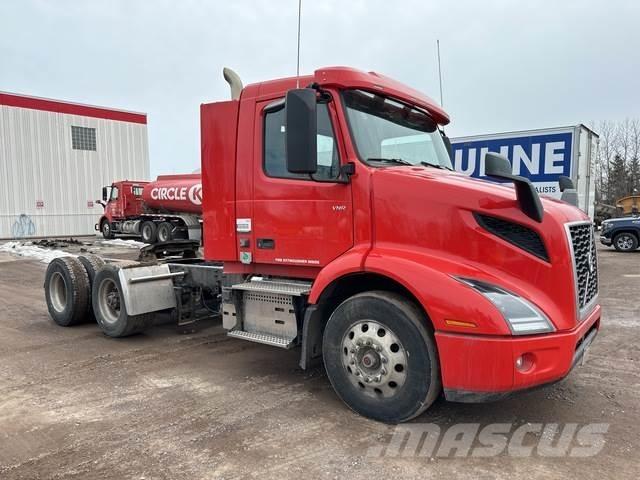 Volvo VNR Tegljači