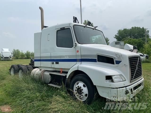 Volvo VNR64T Tegljači