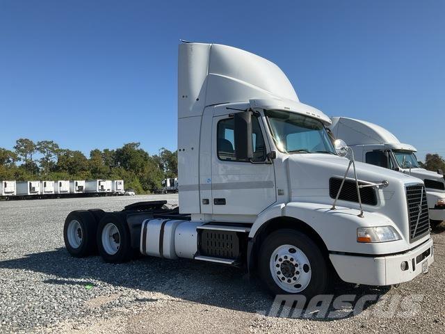 Volvo VNR64T Tegljači