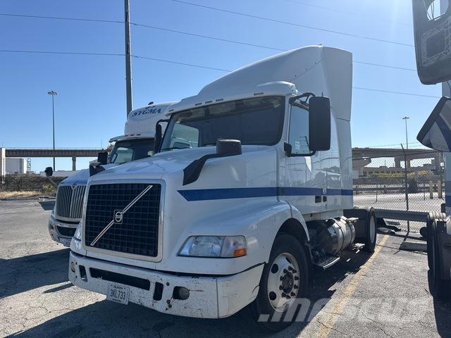 Volvo VNR64T Tegljači